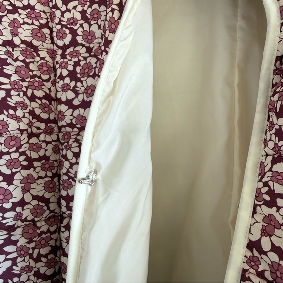 Ditzy Floral Quilted Women's Jacket - Picture 4 of 5